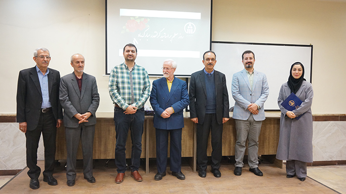 مراسم بزرگداشت مقام معلم در موسسه آموزش عالی راهبرد شمال برگزار شد