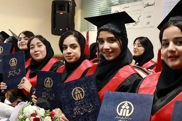 مراسم جشن دانش‌آموختگی در موسسه آموزش عالی راهبرد شمال برگزار شد