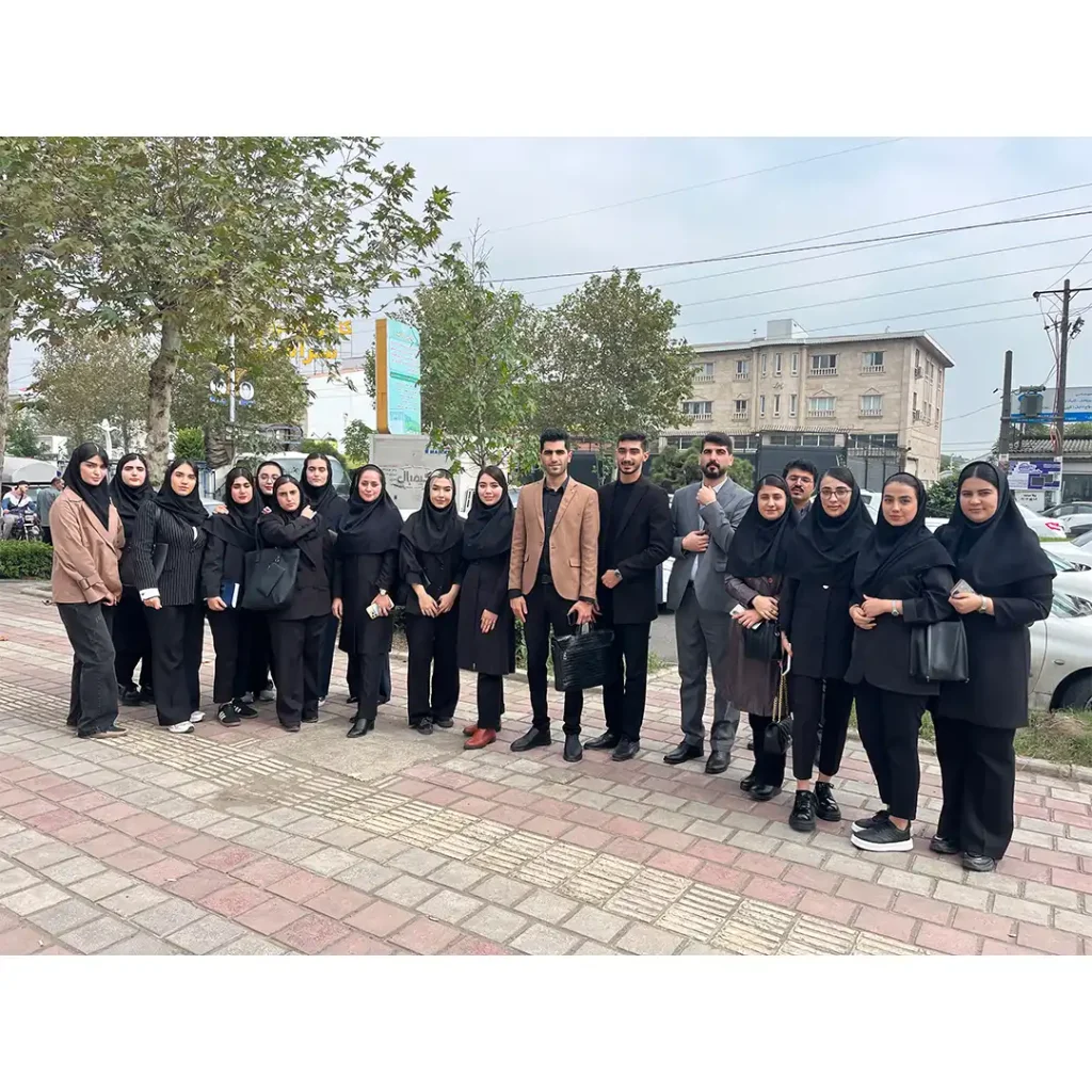 بازدید دانشجویان برتر رشته حقوق موسسه آموزش عالی راهبرد شمال از مجتمع قضایی دادگستری کل استان گیلان