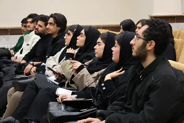 کارگاه رزومه نویسی و آماده سازی برای ورود به بازار کار