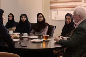 تجلیل از بانوان محترم شاغل در موسسه آموزش عالی راهبرد شمال به مناسبت ولادت حضرت فاطمه زهرا (س) و مقام روز زن و مادر