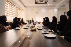 تجلیل از بانوان محترم شاغل در موسسه آموزش عالی راهبرد شمال به مناسبت ولادت حضرت فاطمه زهرا (س) و مقام روز زن و مادر